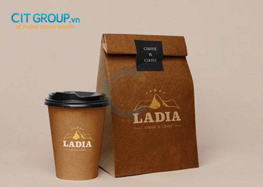 logo-cafe-ladia
